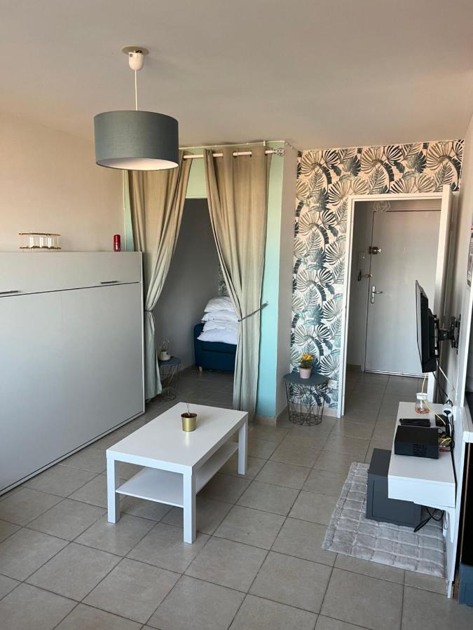 Beau Studio De 30 M2 Avec Vue Mer Dunkirk Kültér fotó